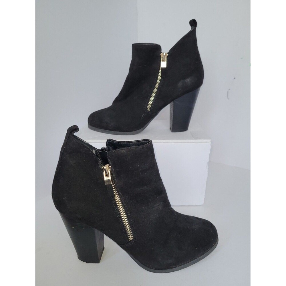 Call It Spring Size 8.5 Black Suede Block Heel Ankle Booties with Gold Zipper